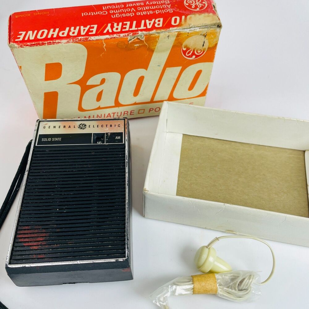 Vintage General Electric P-2790 AM Transistor Radio Black GE MCM with Box Works